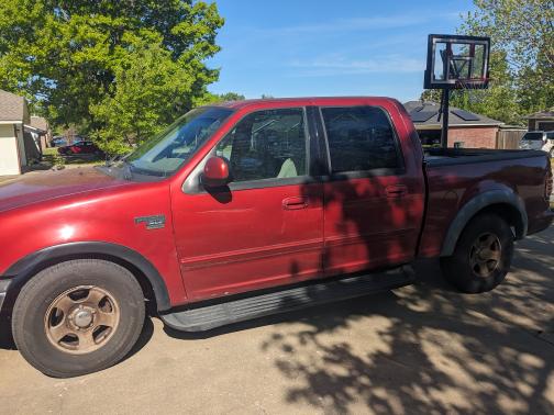 2001 Ford F-150 XLT SuperCrew