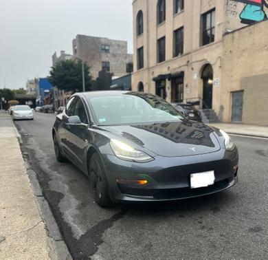 2019 Tesla Model 3 Standard Range Plus