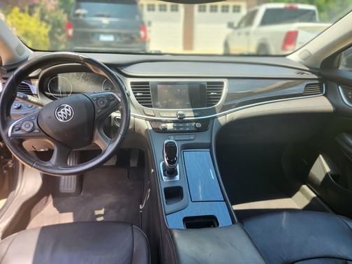 2017 Buick LaCrosse Essence