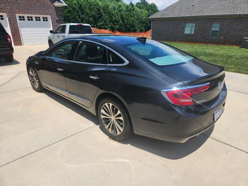 2017 Buick LaCrosse Essence