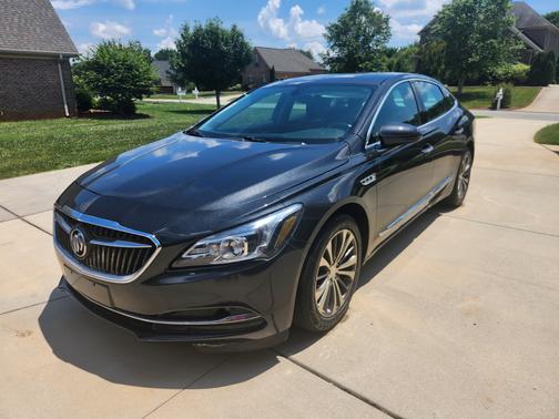 2017 Buick LaCrosse Essence