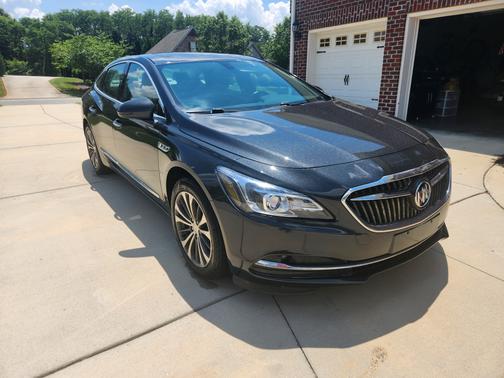 2017 Buick LaCrosse Essence