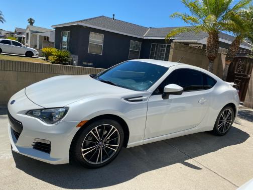 Photo 2 of 2 of 2014 Subaru BRZ Premium