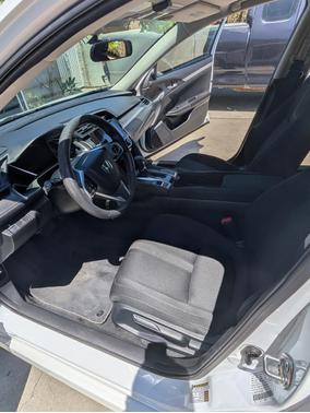 White 2018 Honda Civic EX