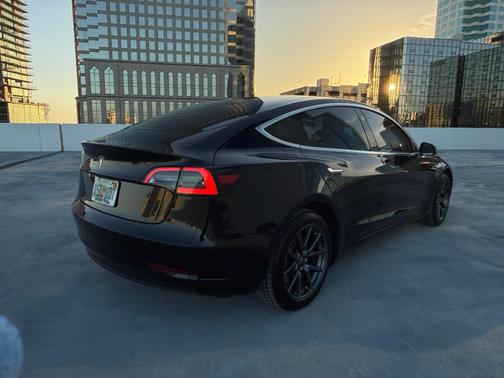 Black 2018 Tesla Model 3 Long Range