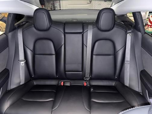 Black 2018 Tesla Model 3 Long Range