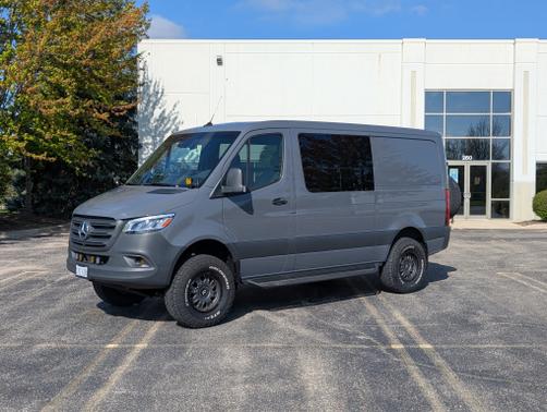 2023 Mercedes-Benz Sprinter 2500 Standard Roof
