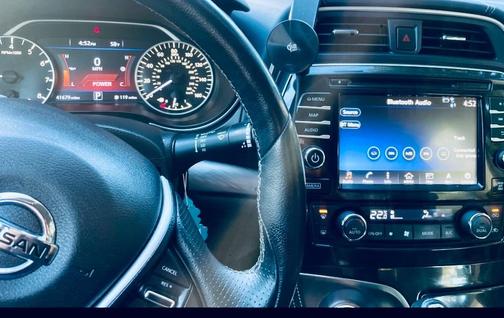 White 2018 Nissan Maxima 3.5 Platinum
