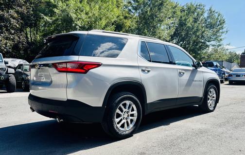 2020 Chevrolet Traverse LT Cloth