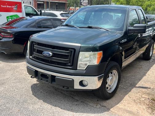 Green 2014 Ford F-150 XLT