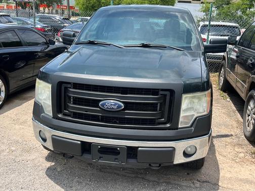 Green 2014 Ford F-150 XLT