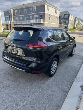 Black 2018 Nissan Rogue S