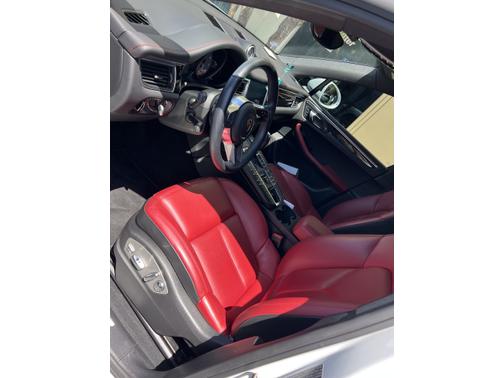 Photo 5 of 7 of 2018 Porsche Macan S