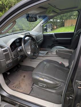 2004 Nissan Titan LE Crew Cab