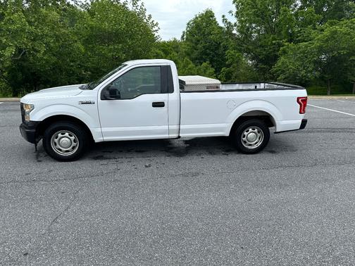 White 2017 Ford F-150 XLT