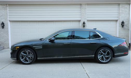 2023 Genesis G90 3.5T