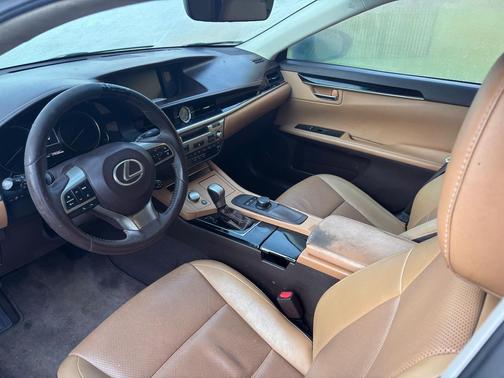 Black 2016 Lexus ES 350 Base