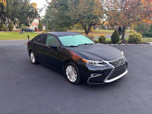 Black 2016 Lexus ES 350 Base