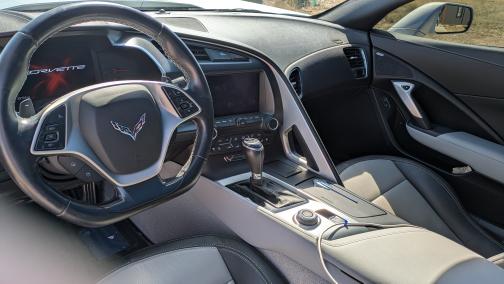 2016 Chevrolet Corvette Stingray w/2LT