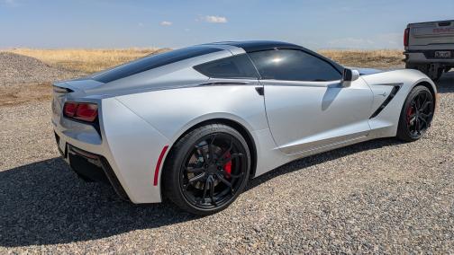 2016 Chevrolet Corvette Stingray w/2LT