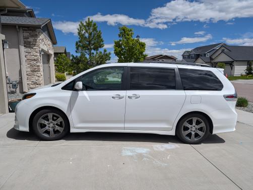 2017 Toyota Sienna SE Premium