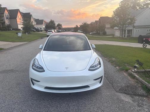 White 2018 Tesla Model 3 Long Range