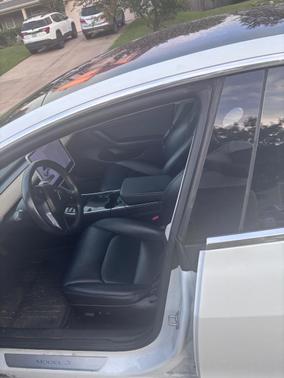 White 2018 Tesla Model 3 Long Range