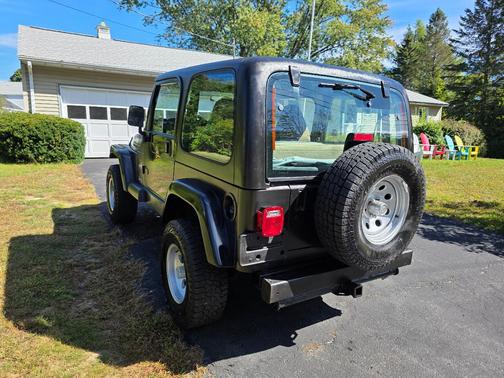Black 2002 Jeep Wrangler Sahara