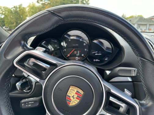 2018 Porsche 718 Boxster Roadster