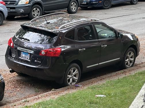 2011 Nissan Rogue SV