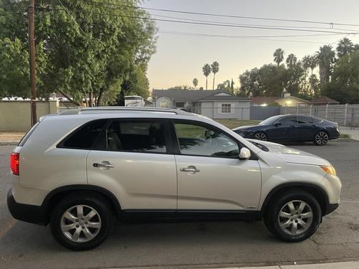 2013 Kia Sorento LX