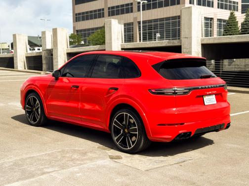 2020 Porsche Cayenne Turbo