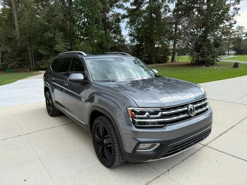 Gray 2018 Volkswagen Atlas 3.6L SEL Premium