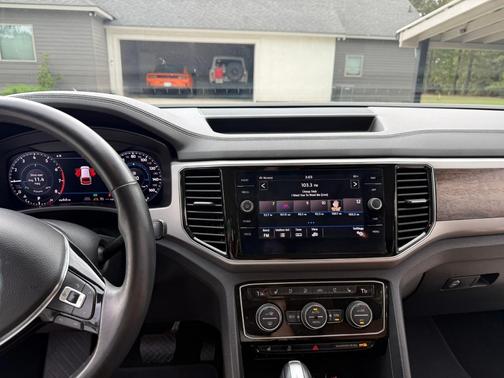 Gray 2018 Volkswagen Atlas 3.6L SEL Premium