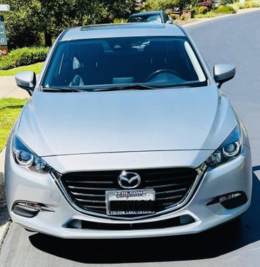 2018 Mazda Mazda3 Touring