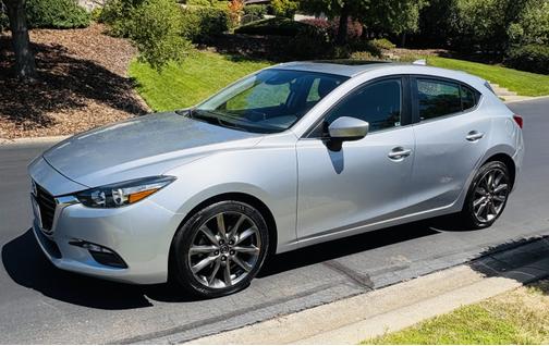 2018 Mazda Mazda3 Touring