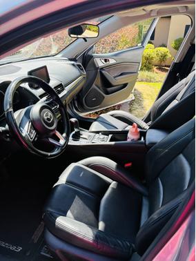 2018 Mazda Mazda3 Touring
