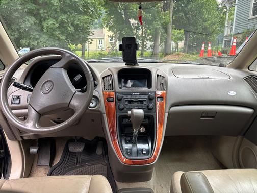 Black 1999 Lexus RX 300 4WD