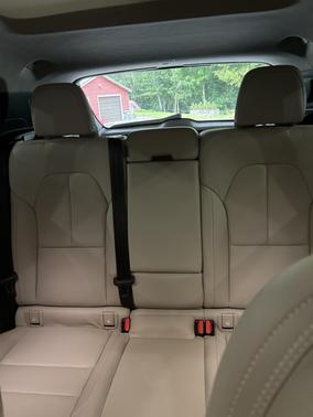 Gold 2020 Volvo XC40 T5 Inscription