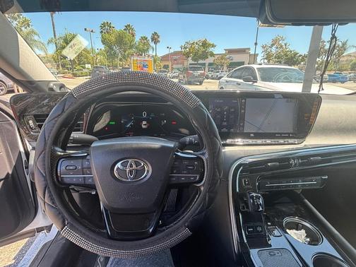 White 2022 Toyota Mirai Limited