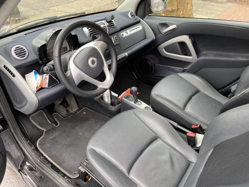 Photo 4 of 7 of 2015 smart ForTwo Passion
