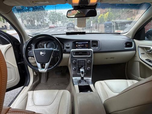 Gray 2014 Volvo S60 T5