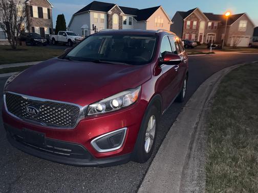 2017 Kia Sorento LX