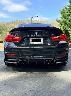 Black 2015 BMW M4 Base