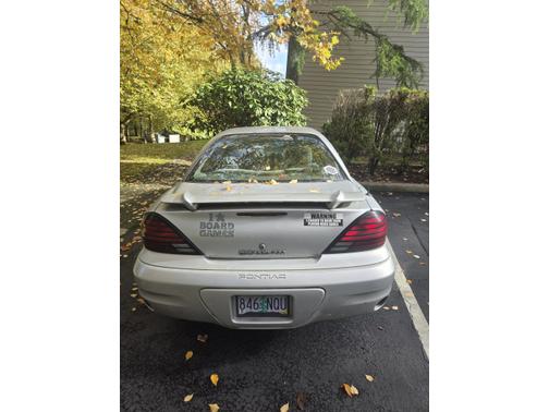 2004 Pontiac Grand Am SE 1