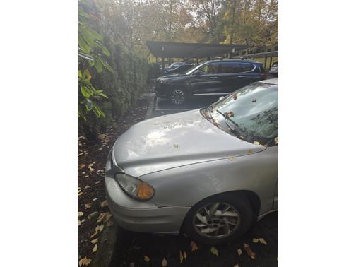 2004 Pontiac Grand Am SE 1