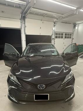 2021 Toyota Camry Hybrid XLE