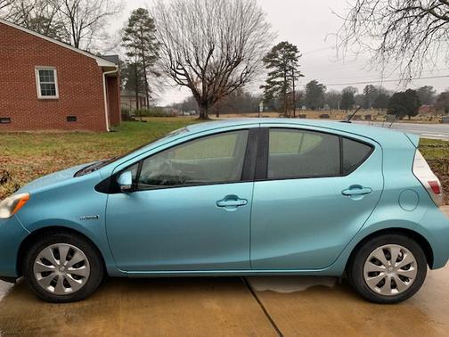 2014 Toyota Prius c One