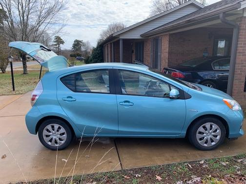 2014 Toyota Prius c One