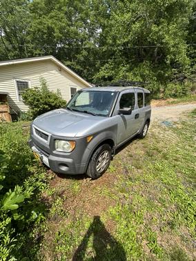 Gray 2004 Honda Element EX